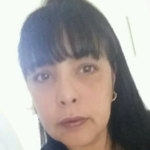 Meet your Posher, Evelyn